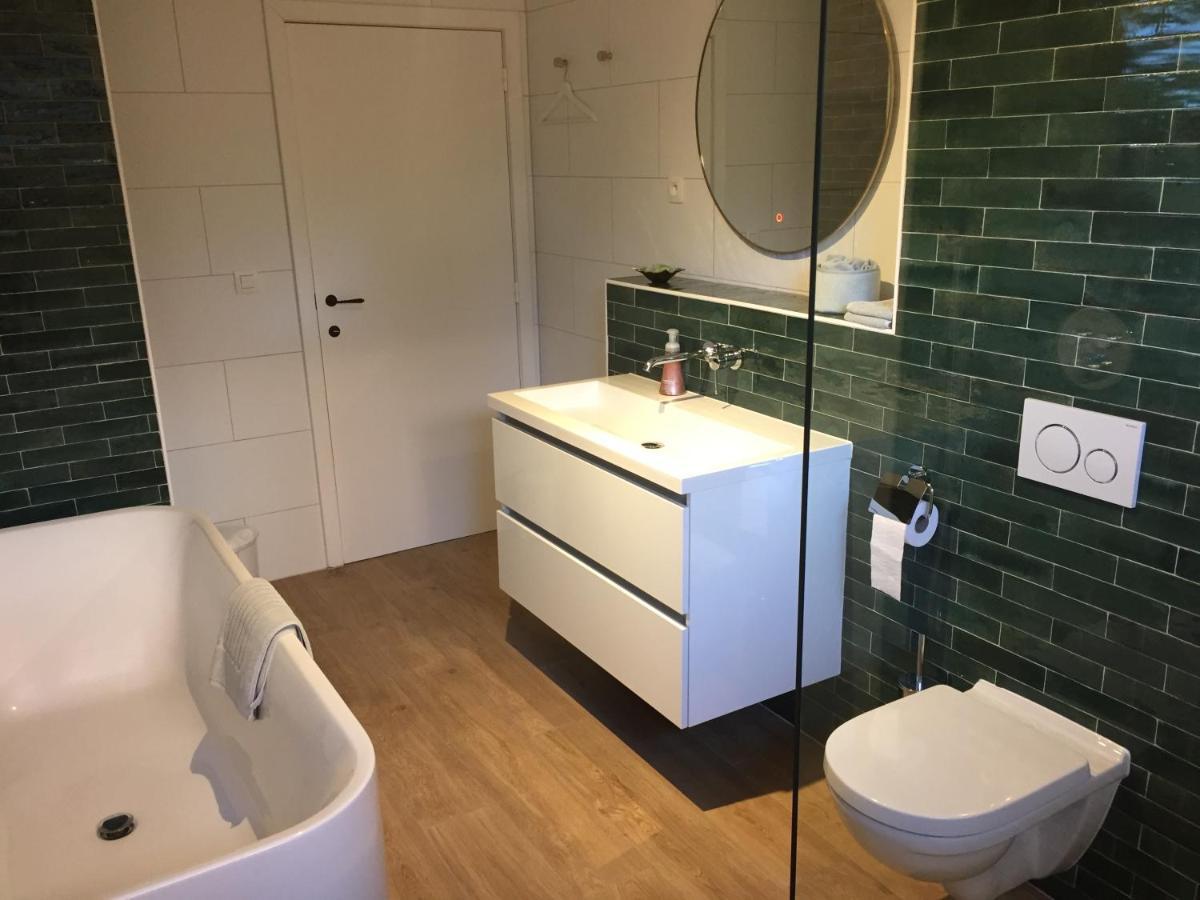 Het Koningshofje Bed and Breakfast NeerNeerpelt Exteriör bild